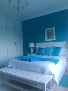 Aquamarine-Room2