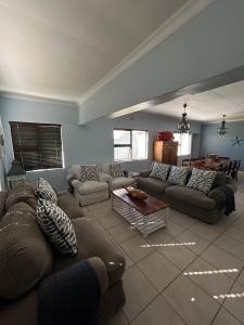 Lounge-TV